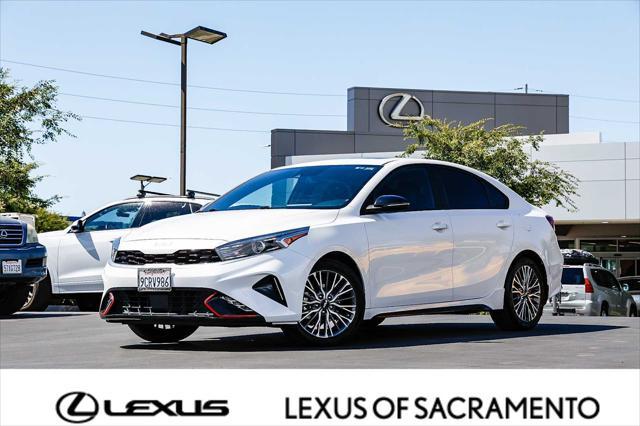 Photo of 2023 Snow White Pearl Kia Forte