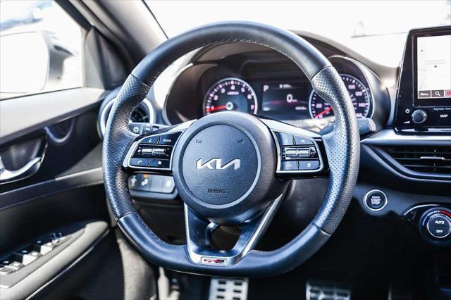 Photo of 2023 Snow White Pearl Kia Forte