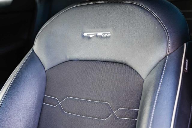Photo of 2023 Snow White Pearl Kia Forte