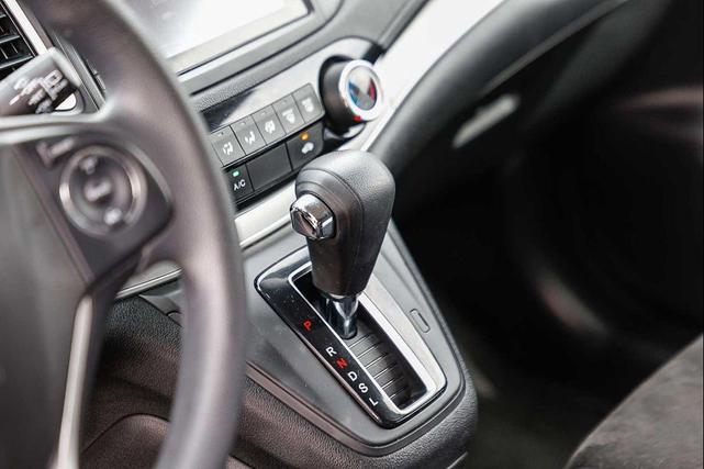 Photo of 2016 Crystal Black Pearl Honda CR-V