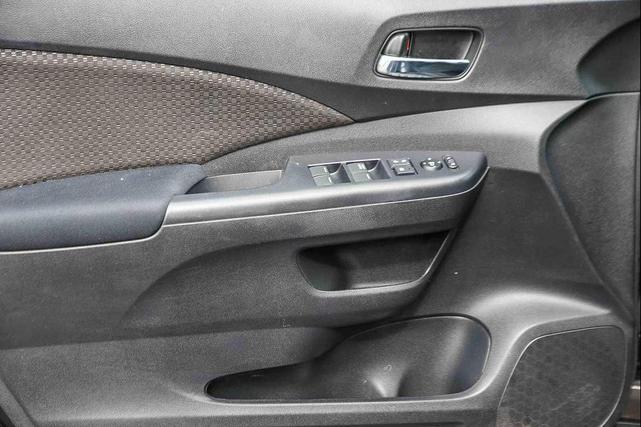 Photo of 2016 Crystal Black Pearl Honda CR-V
