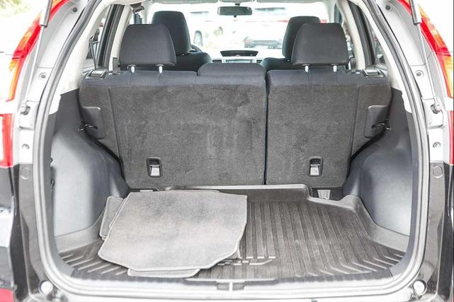 Photo of 2016 Crystal Black Pearl Honda CR-V