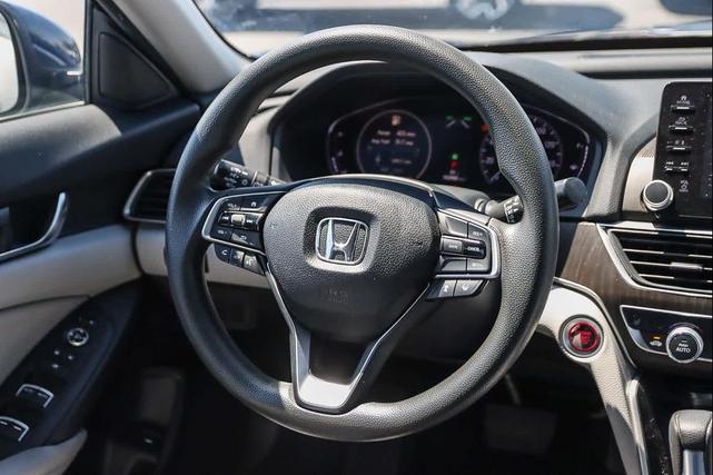 Photo of 2018 Obsidian Blue Pearl Honda Accord