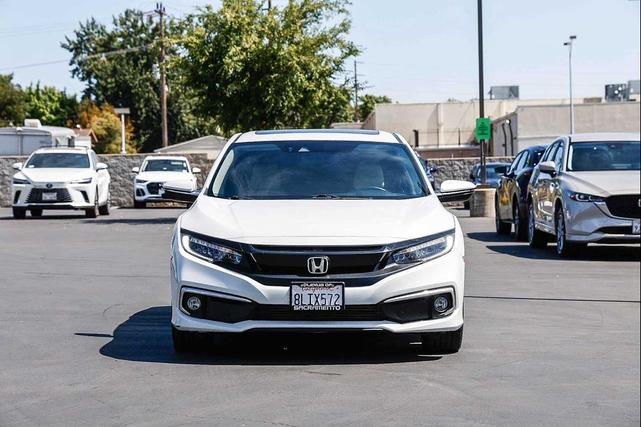 Photo of 2019 Platinum White Pearl Honda Civic
