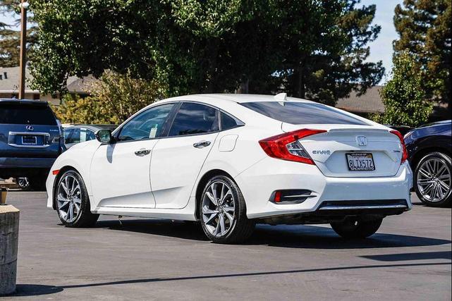 Photo of 2019 Platinum White Pearl Honda Civic