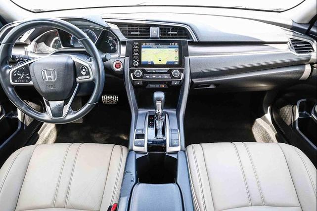 Photo of 2019 Platinum White Pearl Honda Civic