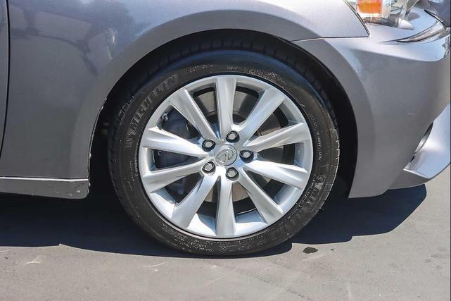 Photo of 2016 Nebula Gray Pearl Lexus IS 200t