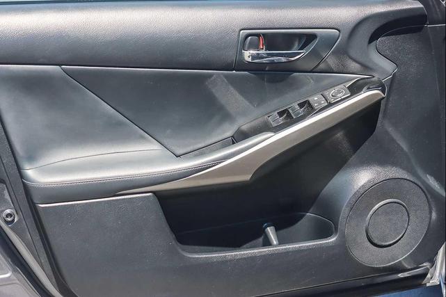 Photo of 2016 Nebula Gray Pearl Lexus IS 200t