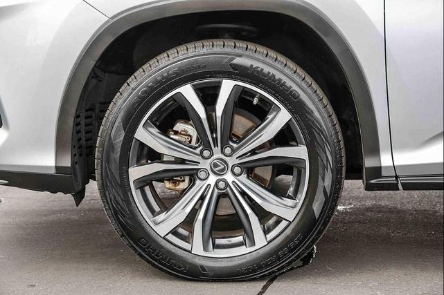 Photo of 2022 Iridium Lexus RX 450h