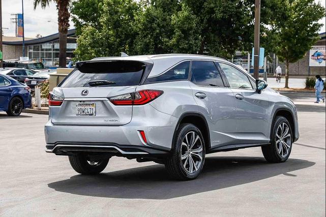 Photo of 2022 Iridium Lexus RX 450h