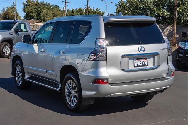 Photo of 2016 Silver Lining Metallic Lexus GX 460