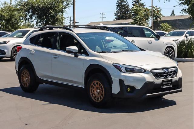 Photo of 2023 Crystal White Pearl Subaru Crosstrek