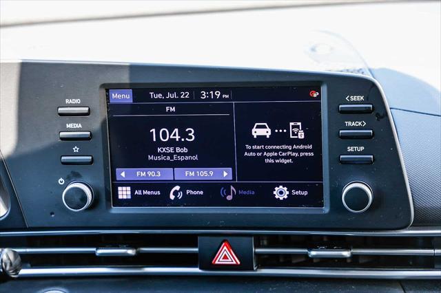 Photo of 2023 Phantom Black Hyundai ELANTRA