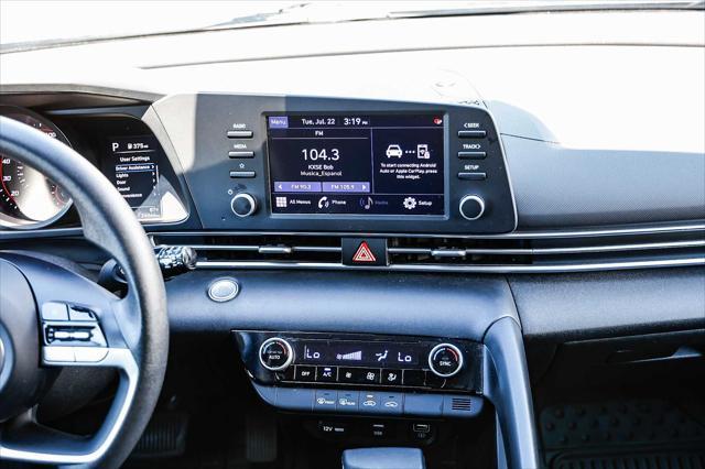 Photo of 2023 Phantom Black Hyundai ELANTRA