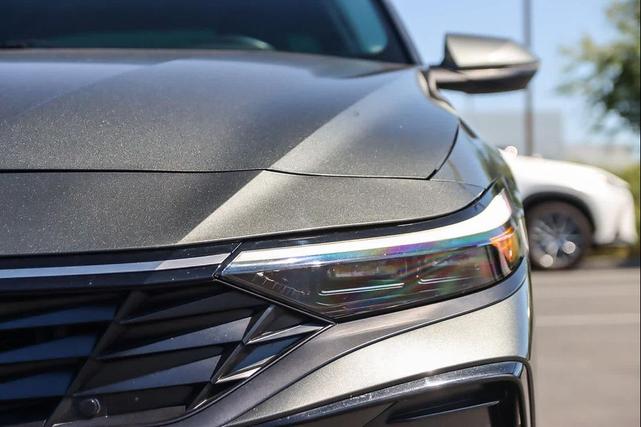 Photo of 2024 Amazon Gray Hyundai ELANTRA HEV