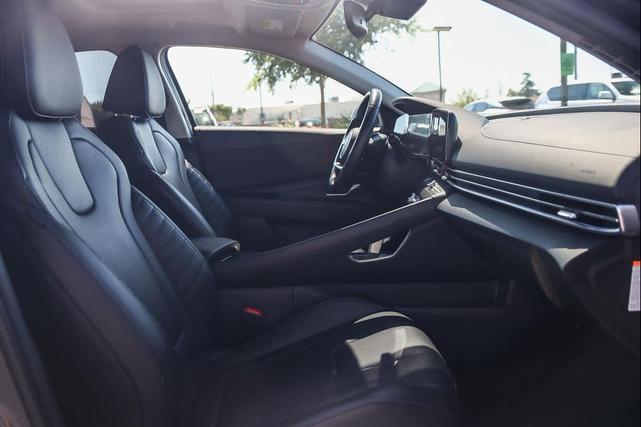 Photo of 2024 Amazon Gray Hyundai ELANTRA HEV