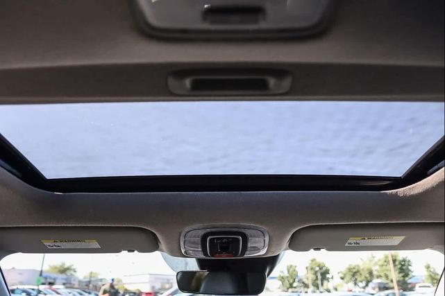 Photo of 2024 Amazon Gray Hyundai ELANTRA HEV