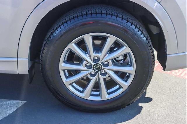 Photo of 2024 Platinum Quartz Metallic Mazda CX-5