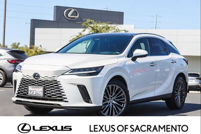 Photo of 2023 Eminent White Pearl Lexus RX 350