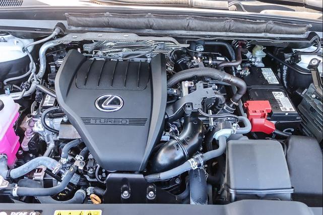 Photo of 2023 Eminent White Pearl Lexus RX 350