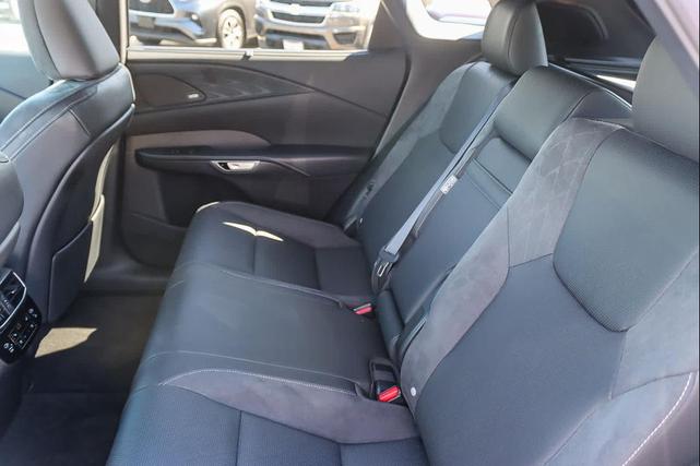 Photo of 2023 Eminent White Pearl Lexus RX 350