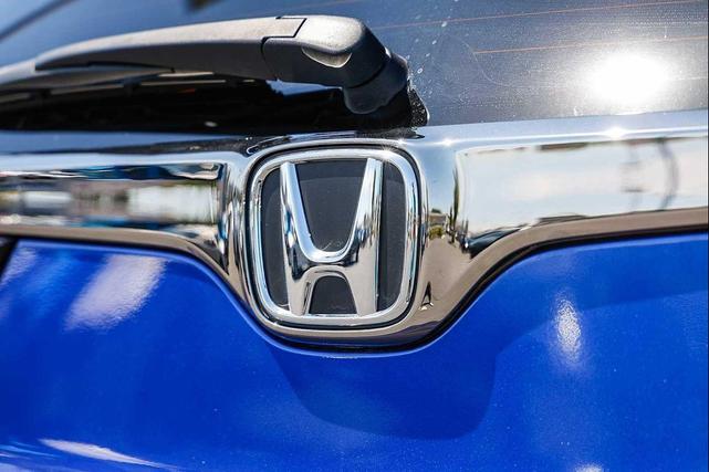 Photo of 2022 Aegean Blue Metallic Honda CR-V