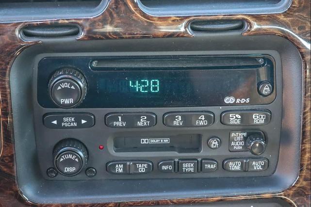 Photo of 2000 Torch Red Chevrolet Monte Carlo