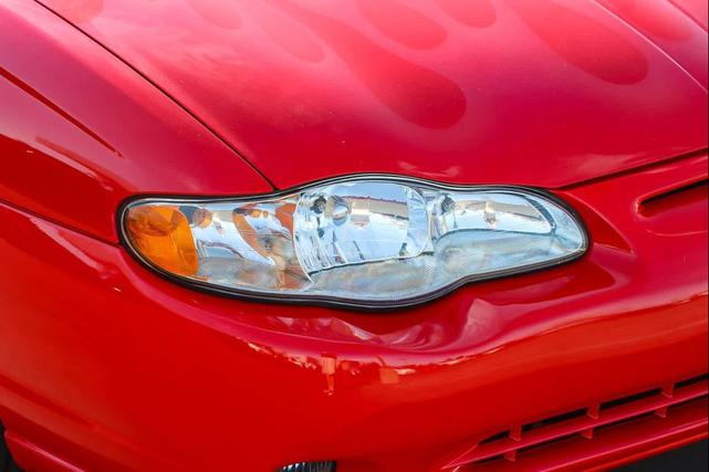 Photo of 2000 Torch Red Chevrolet Monte Carlo