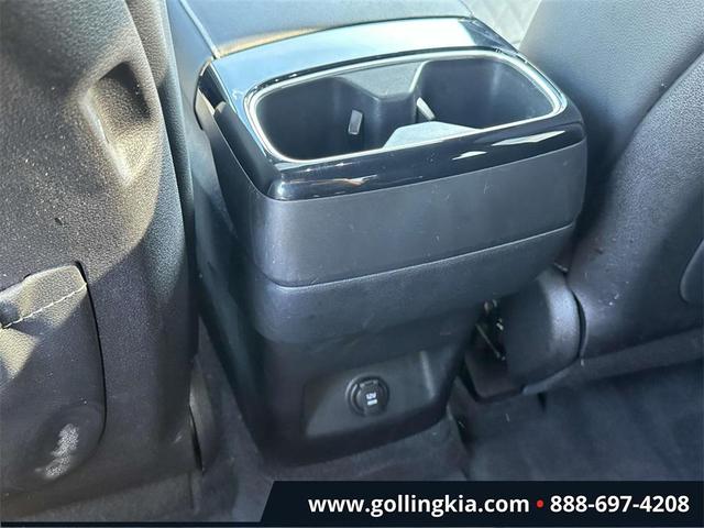 Photo of 2023 Wolf Gray Kia Telluride