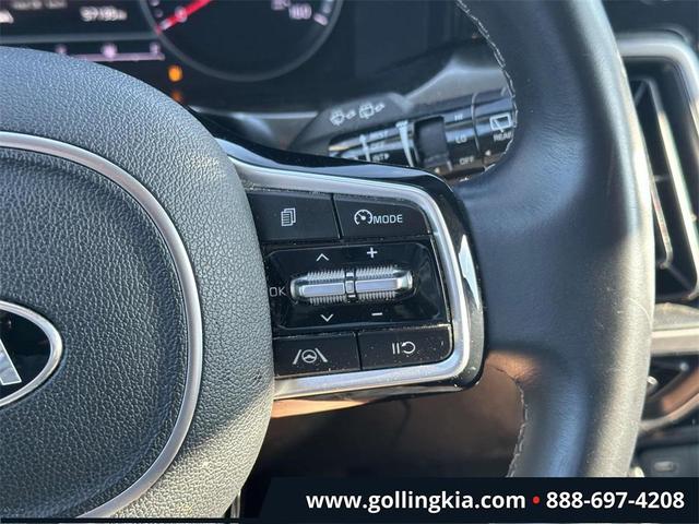 Photo of 2021 Crystal Beige Kia Sorento