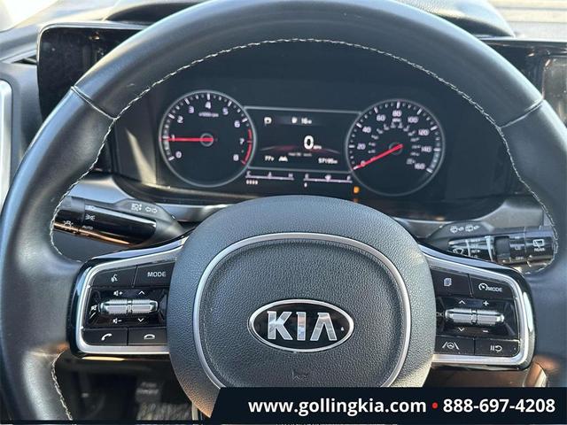 Photo of 2021 Crystal Beige Kia Sorento