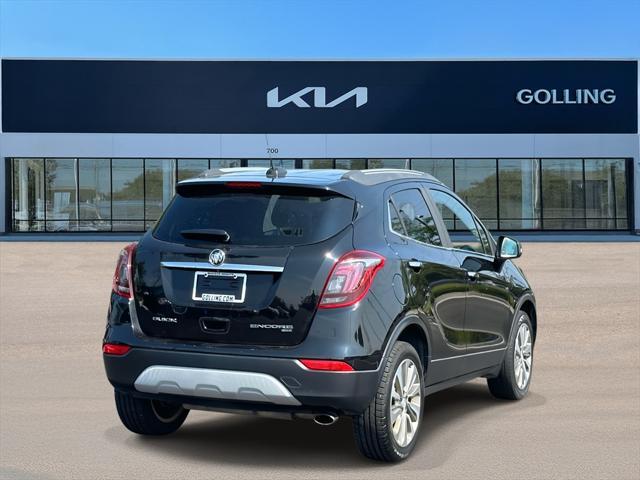 Photo of 2017 Ebony Twilight Metallic Buick Encore