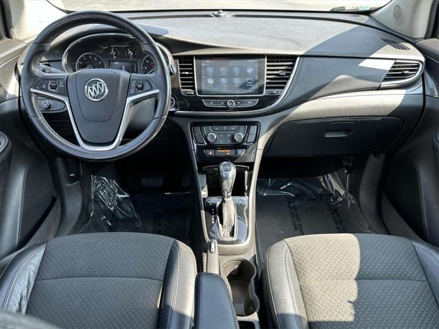 Photo of 2017 Ebony Twilight Metallic Buick Encore