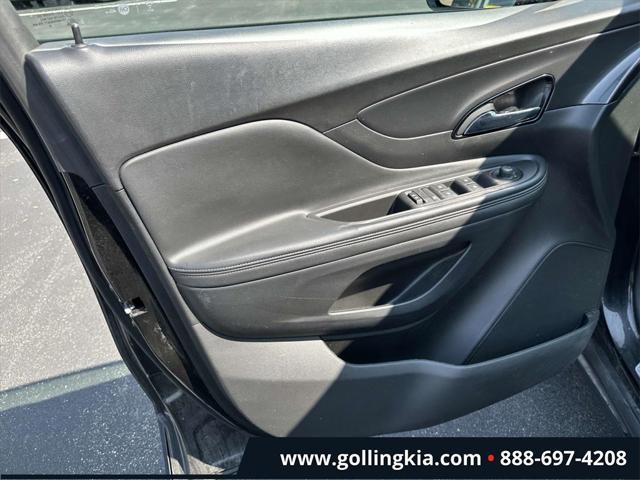Photo of 2017 Ebony Twilight Metallic Buick Encore