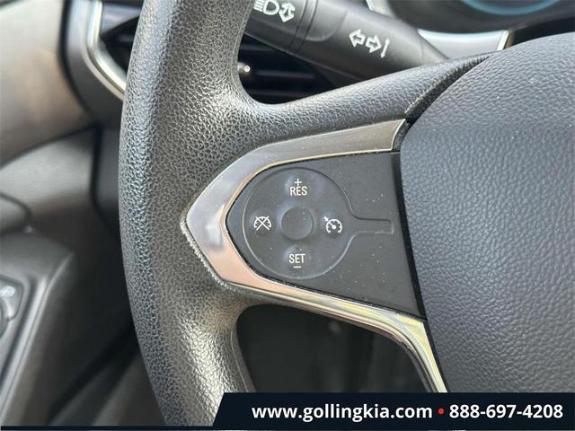 Photo of 2018 Summit White Chevrolet Traverse