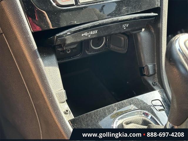 Photo of 2018 Summit White Buick Encore