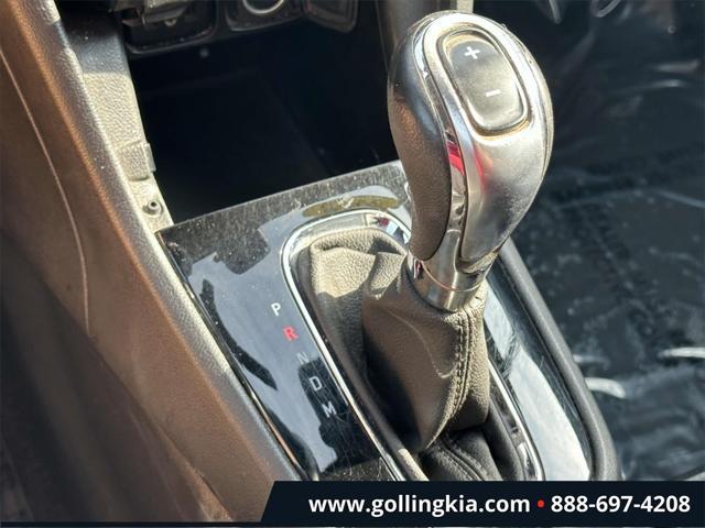 Photo of 2018 Summit White Buick Encore