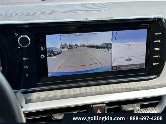 Photo of 2022 Sapphire Blue Kia K5