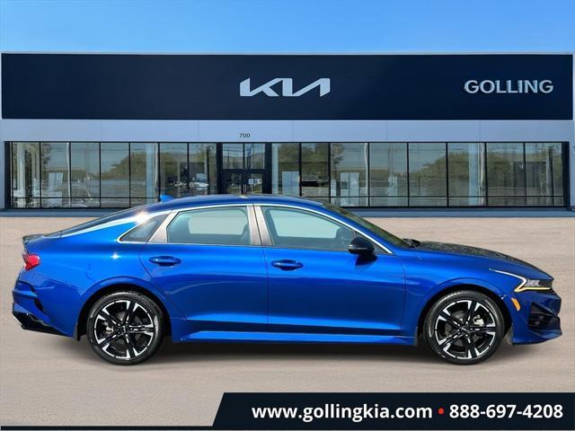 Photo of 2022 Sapphire Blue Kia K5