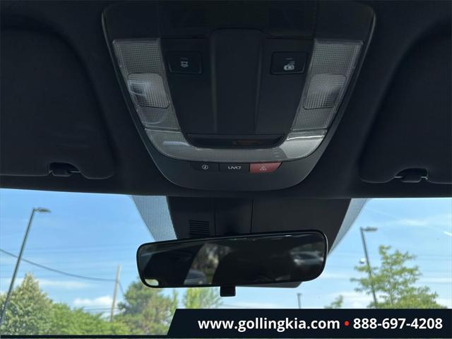 Photo of 2022 Sapphire Blue Kia K5