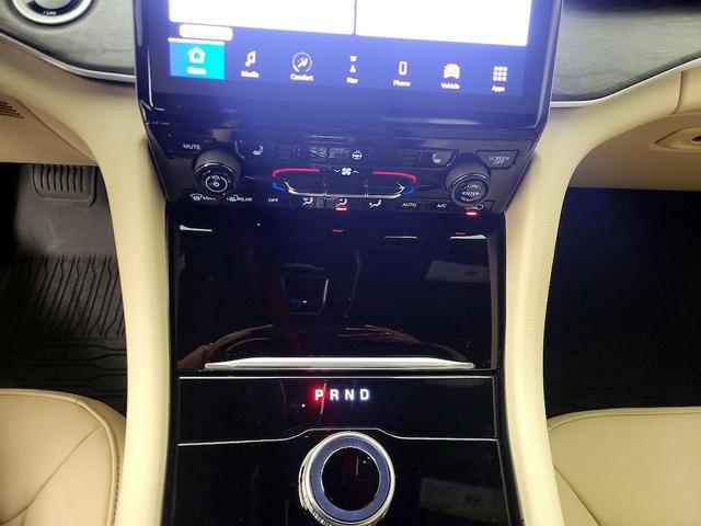 Photo of 2024 Blue Jeep Grand Cherokee