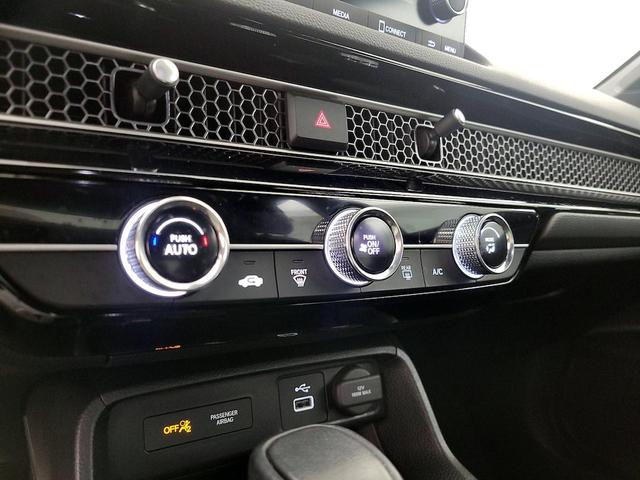 Photo of 2023 Gray Honda Civic