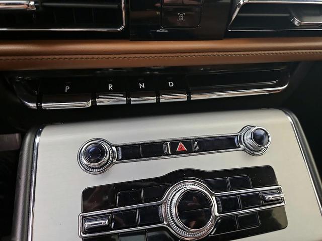 Photo of 2023 Black Lincoln Aviator