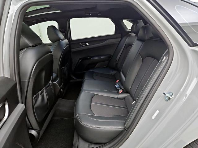 Photo of 2024 Gray Kia K5