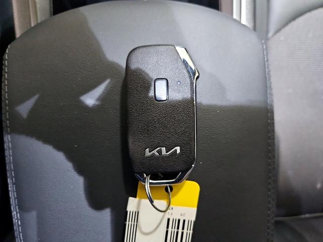 Photo of 2024 Gray Kia K5