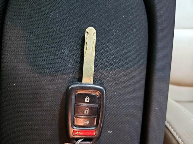 Photo of 2017 White Honda Civic