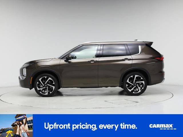Photo of 2022 Brown Mitsubishi Outlander