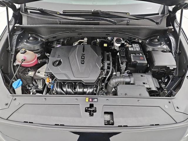 Photo of 2023 Black Hyundai SANTA FE