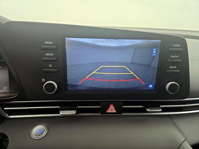 Photo of 2022 Gray Hyundai ELANTRA