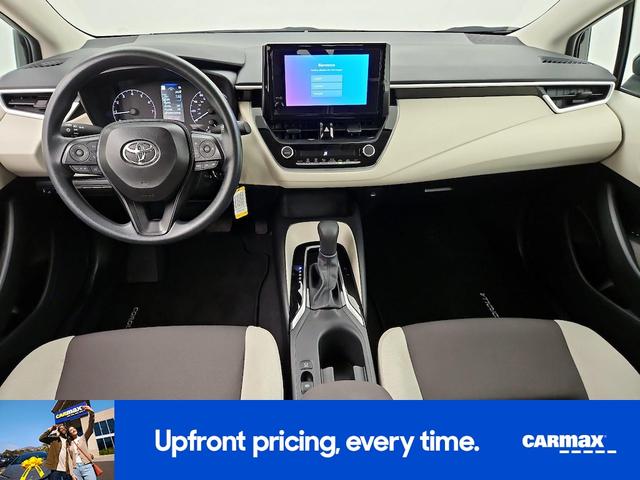 Photo of 2025 Black Toyota Corolla